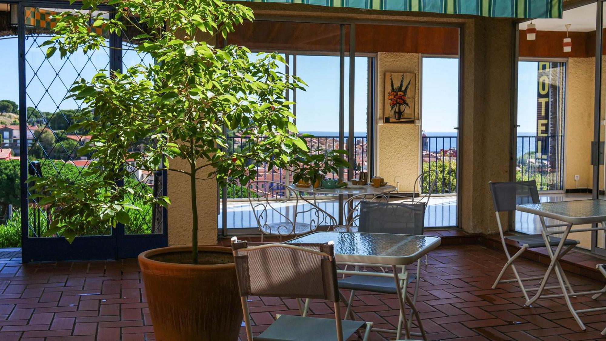Hotel Ambeille Vue Mer Collioure Bagian luar foto