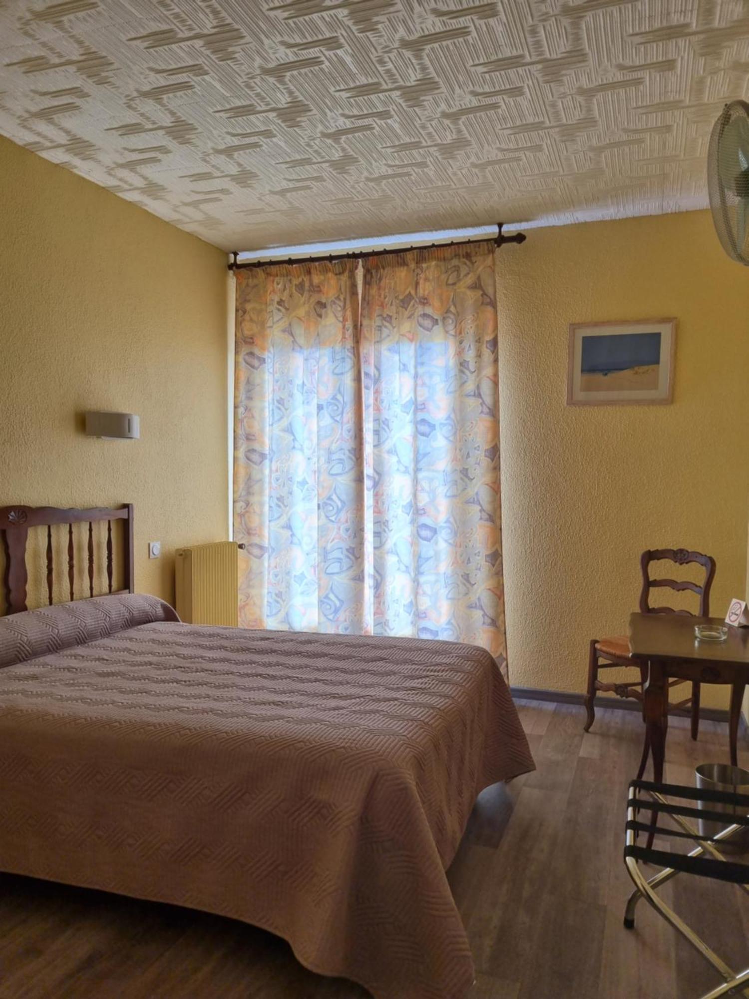 Hotel Ambeille Vue Mer Collioure Bagian luar foto